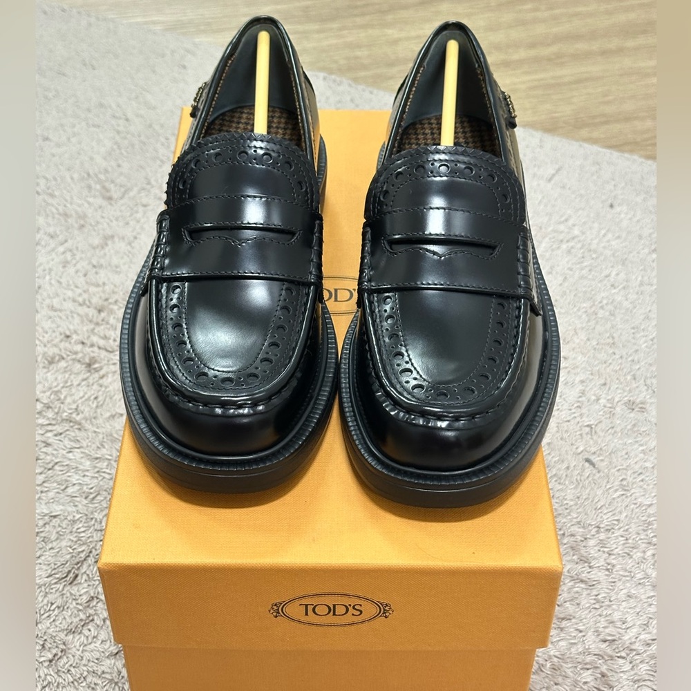 Tod’s Loafer Leather Black size:6